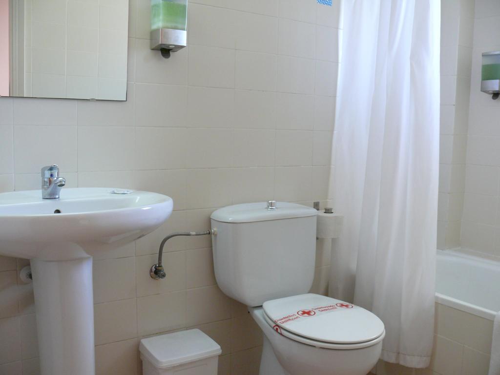 Bay Hotel ロザス 部屋 写真